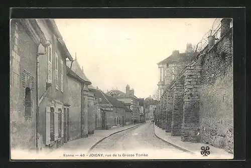 AK Joigny, Rue de la Grosse Tombe