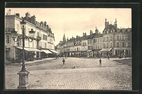 AK Avallon, La Place Vauban