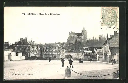 AK Tonnerre, Place de la République