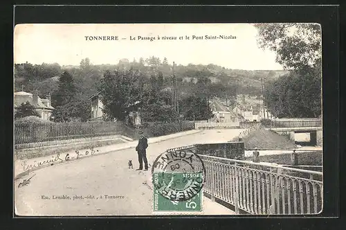 AK Tonnerre, Le Passage à niveau et le Pont Saint-Nicolas