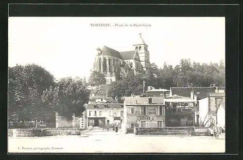 AK Tonnerre, Place de la République