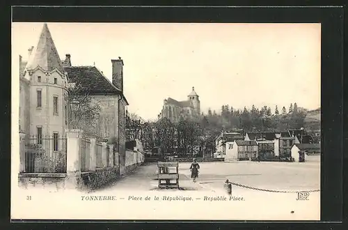 AK Tonnerre, Place de la République