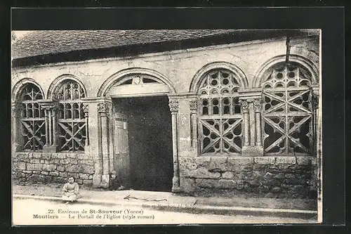 AK Moutiers, Le Portail de l`Eglise