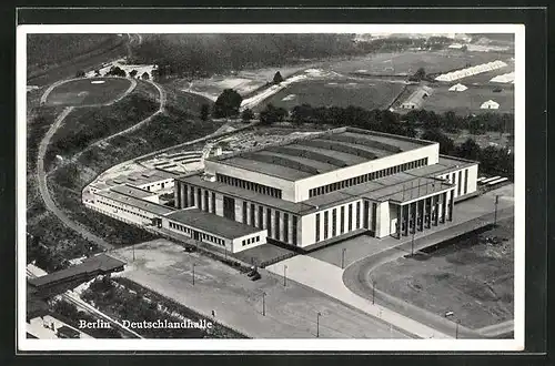 AK Berlin-Charlottenburg, Deutschlandhalle aus der Vogelschau