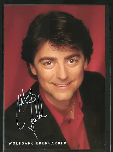 AK Musiker Wolfgang Edenharder in rotem Hemd und schwarzem Jackett, Autograph