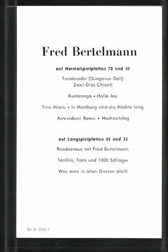 AK Musiker Fred Bertelmann mit charmantem Lächeln im Jackett, Autograph