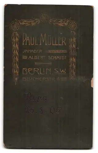 Fotografie Paul Müller, Berlin, Blücherstrasse 6, lächelnder Wonneproppen