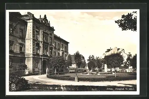 AK Zittau i. Sa., Hospital St. Jakob, Aussenansicht mit Park