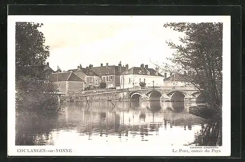 AK Coulanges-sur-Yonne, Le Pont, Entrée du Pays