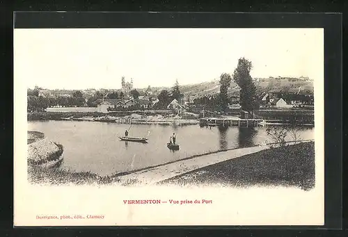 AK Vermenton, Vue prise du Port