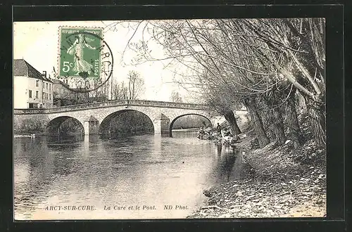 AK Arcy-sur-Cure, La Cure et le Pont