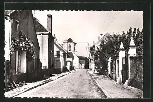 AK Lucy-sur-Yonne, Rue de la Croix-des-Vignes, Strassenpartie