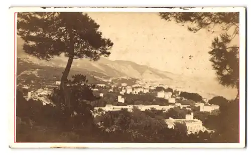 Fotografie unbekannter Fotograf, Ansicht Menton, Panorama der Ortschaft