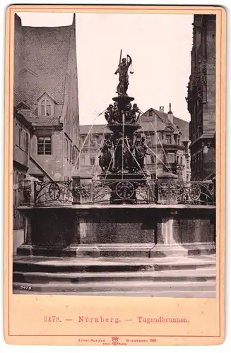Fotografie Ernst Roepke, Wiesbaden, Ansicht Nürnberg, Tugendbrunnen