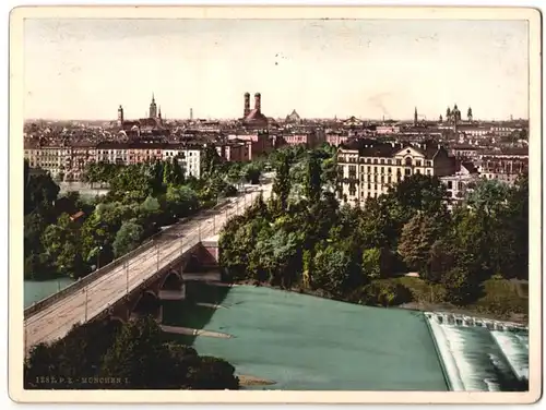Fotografie Photochrom Zürich, Ansicht München, Stadtpanorama von der Isar-Brücke gesehen