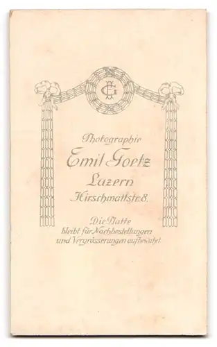 Fotografie Emil Goetz, Luzern, Hirschmattstrasse 8, Portrait bürgerliches Paar in modischer Kleidung