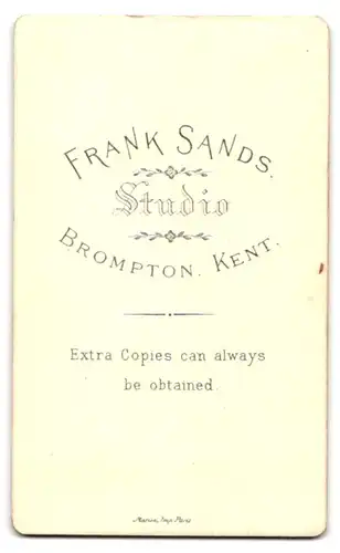 Fotografie Frank Sands, Brompton, junger Herr mit pomadisiertem Haar