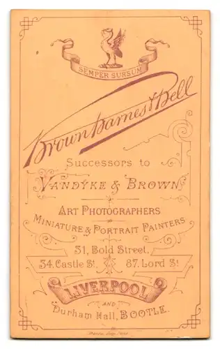 Fotografie Brownbarnes Bell, Liverpool, 31 Bold Street, alte Frau mit Haube