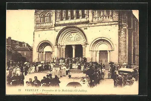 AK Vézelay, Procession de la Madeleine