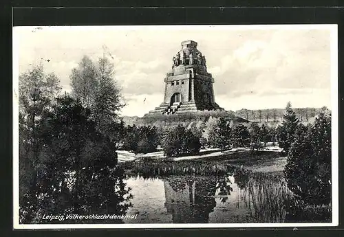 AK Leipzig, Völkerschlachtdenkmal mit Waldstück