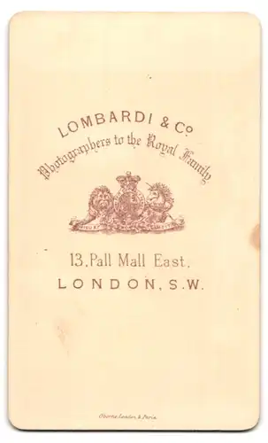 Fotografie Lombardi & Co., London-SW, 13, Pall Mall East, Portrait junger Herr im Anzug mit Krawatte