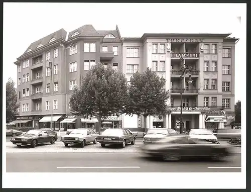 Fotografie K.P. Petersen, Berlin, Ansicht Berlin-Schöneberg, Adenauerplatz, Kino & Tanzclub, Grossformat 30 x 23cm