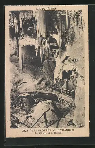 AK Lestelle-Bétharram, Les Pyrénées, Les Grottes de Bétharram, La Chaire et le Bassin