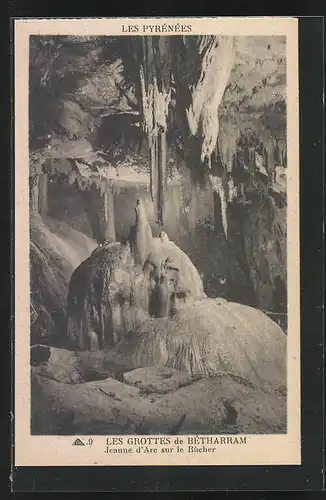 AK Lestelle-Bétharram, Les Pyrénées, Les Grottes de Bétharram, Jeanne d`Arc sur le Bùcher