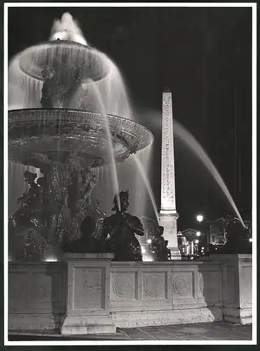 Fotografie Thomas A. Müller, Ammersbek, Ansicht Paris, Place de la Concorde mit Brunnen & Obelisk, Grossformat 29 x 39cm