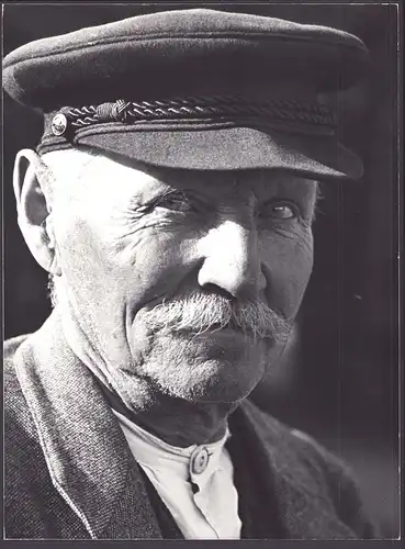 Fotografie Thomas A. Müller, Ammersbek, Portrait Stadttyp aus Hamburg, Hamburger Original, Grossformat 28 x 39cm