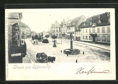 AK Offenburg, Metzgerstrasse mit Denkmal