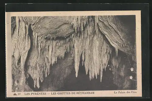 AK Les Pyrénées, Les Grottes de Bétharram, Le Palais des Fées, Höhle