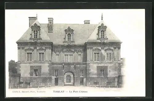 AK Tanlay, Le Petit Château