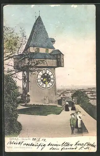 AK Graz, Uhrturm mit Passanten