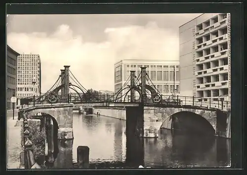 AK Berlin, moderne Architektur, die Jungfernbrücke