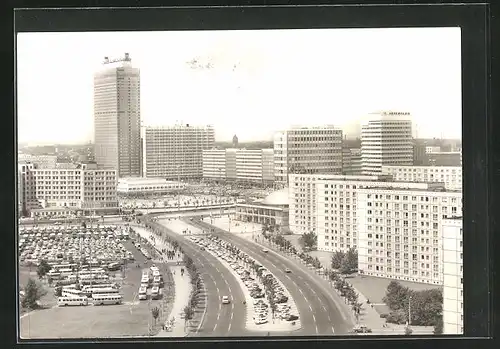 AK Berlin, moderne Architektur, Blick zum Alexanderplatz und zur Alexanderstrasse