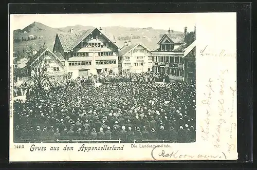 AK Appenzellerland, Versammlung der Landesgemeinde auf dem Dorfplatz