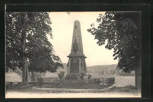 AK Noyers-sur-Serein, le Monument de la Grande Guerre