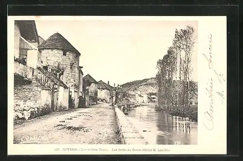 AK Noyers-sur-Serein, les vieilles Tours, les bords du Serein