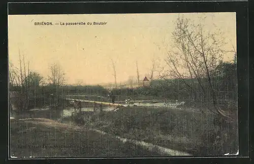 AK Brienon, La Passerelle du Boutoir