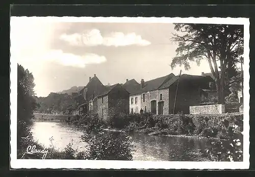 AK Asquins, Les bords de la Cure-Route de Vèzelay