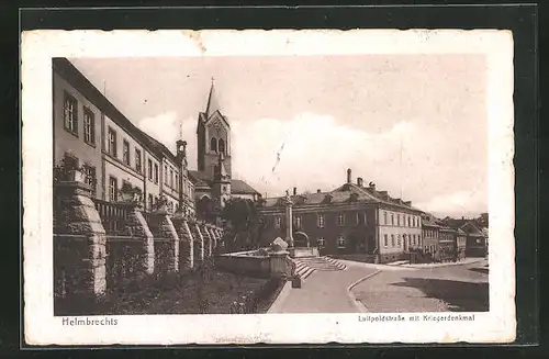 AK Helmbrechts, Luitpoldstrasse mit Kriegerdenkmal