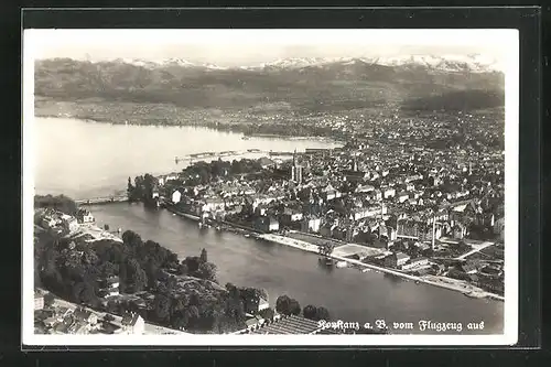 AK Konstanz / Bodensee, Flugzeugaufnahme der Stadt