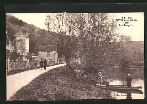 AK Noyers-sur-Serein, les Remparts