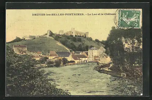 AK Druyes-les-Belles-Fontaines, le Lac et le Chateau