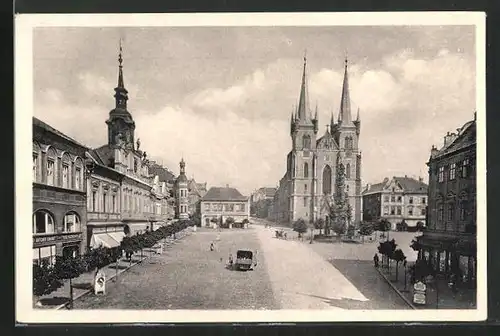 AK Schumberg / Chrudim, Marktplatz mit Kirche