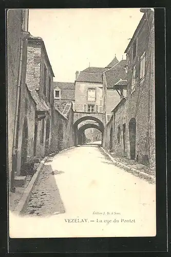 AK Vezelay, La Rue du Pontot