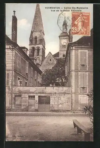 AK Vermenton, Eglise Ste-Madelaine, vue de la Route Nationale