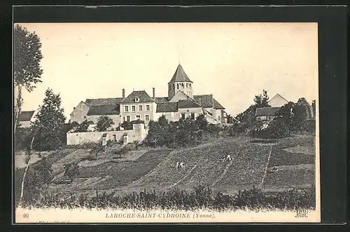 AK Laroche-Saint-Cydroine, le Chateau