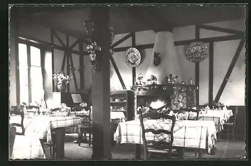 AK Laroche-Saint-Cydroine, Hotel de la Place, la Salle a Manger